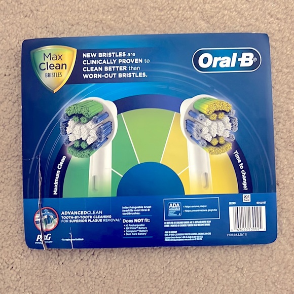 Oral-B Refill Toothbrush Heads, 6 Heads - NWT. - Picture 2 of 2